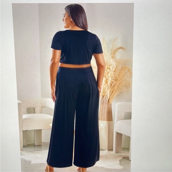 Wide leg knit pants with pockets and matching cropped t-shirt set in black Sz 3x - Picture 2 of 4